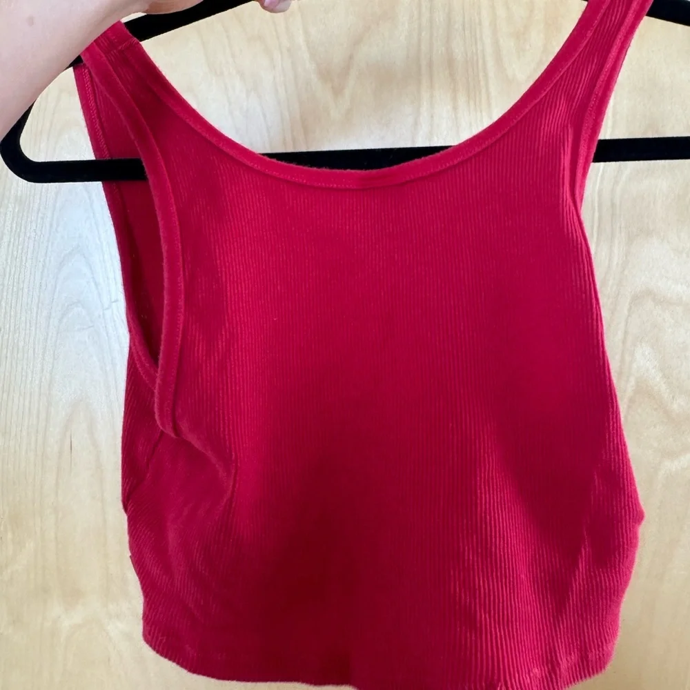 TNA - Red Ribbed Crop Top - Picture 9 of 9